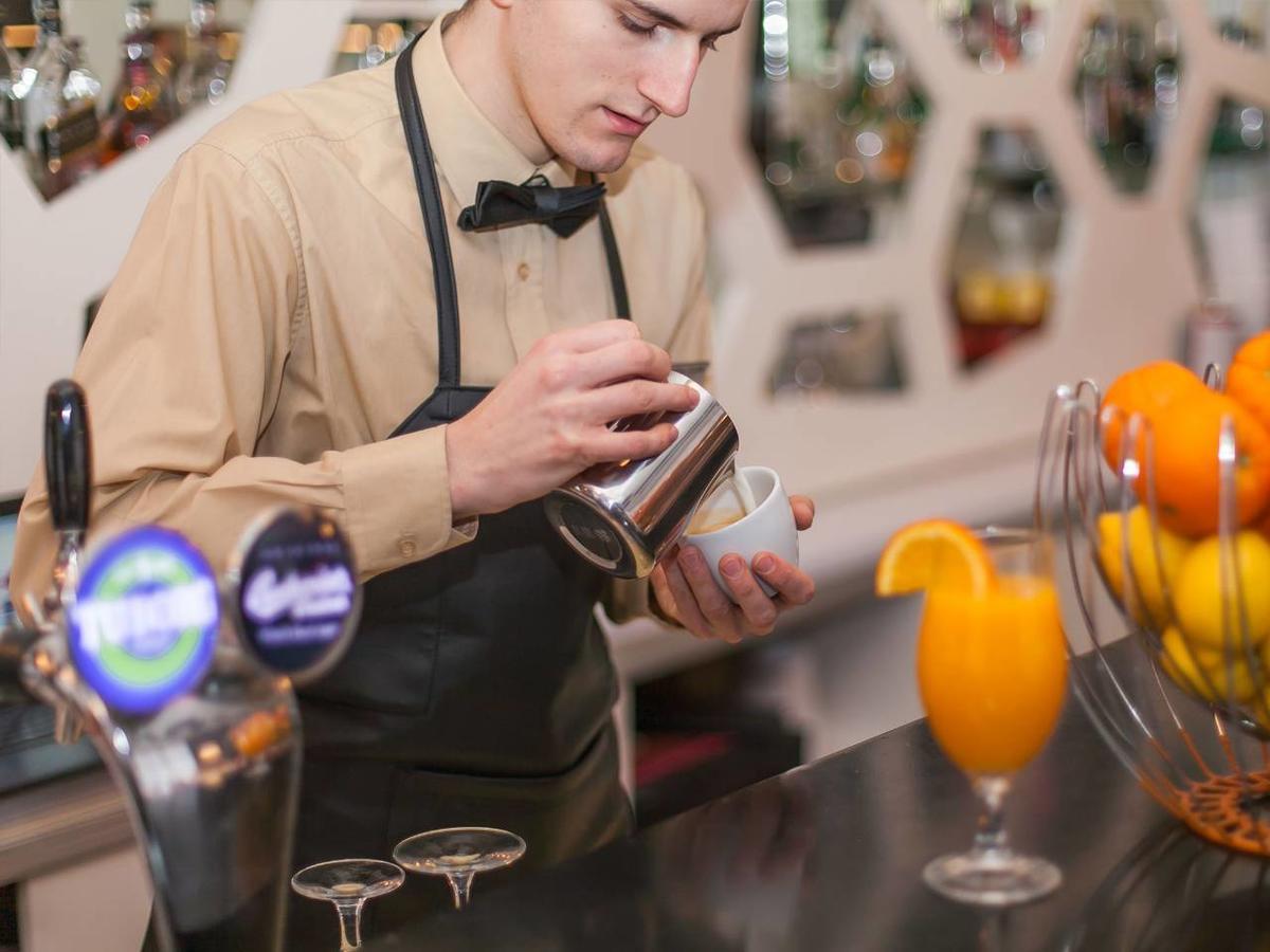 Hotel Magnolia Тиват Екстериор снимка